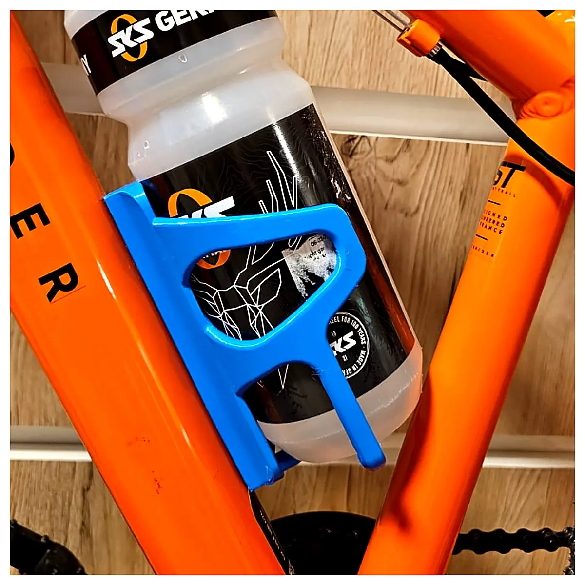 Bike Water Bottle Cage Mount Holder Alloy Mountain Bike Cycling Accessories Outdoor Riding Support Water Bottle Holder