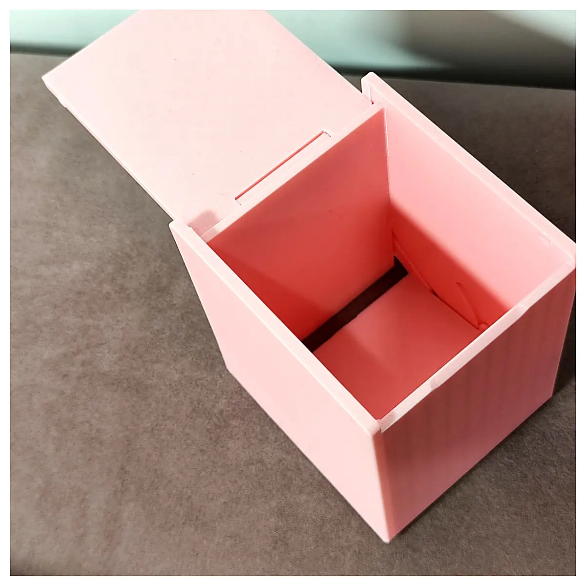 33cm Rising Card Box Automatic Rising Card Holder Storage Box Protective Case Electronic Card Box Collection Box 33 Card Set