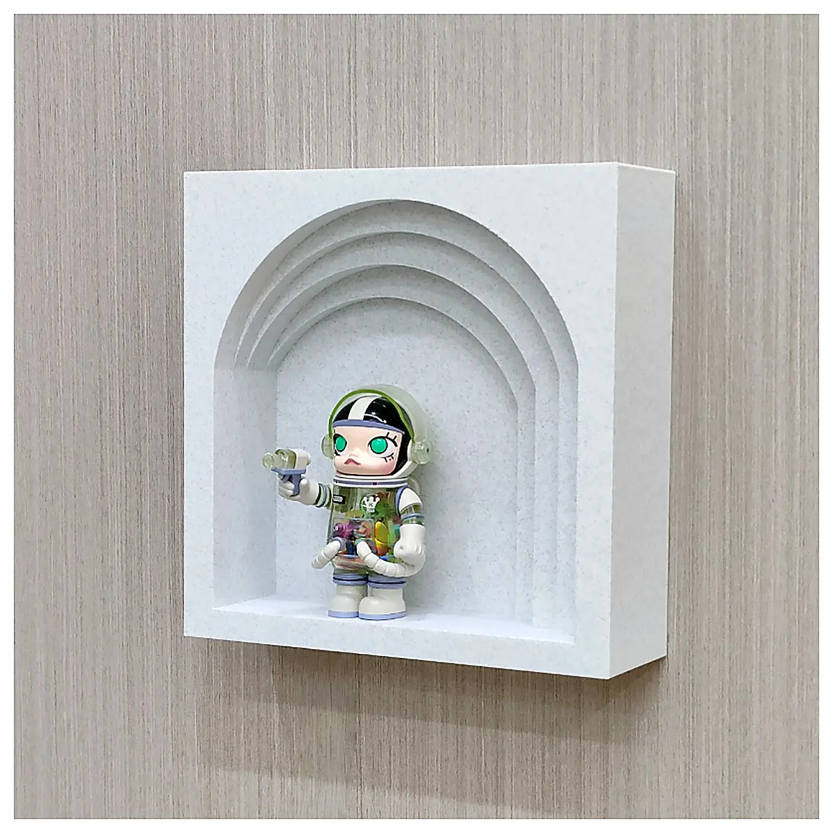Wall Mounted Display Shelf for Bubble Buddies Figures Collectible Toy Organizer Mini Model Stand Desk Storage Toy Arrangement