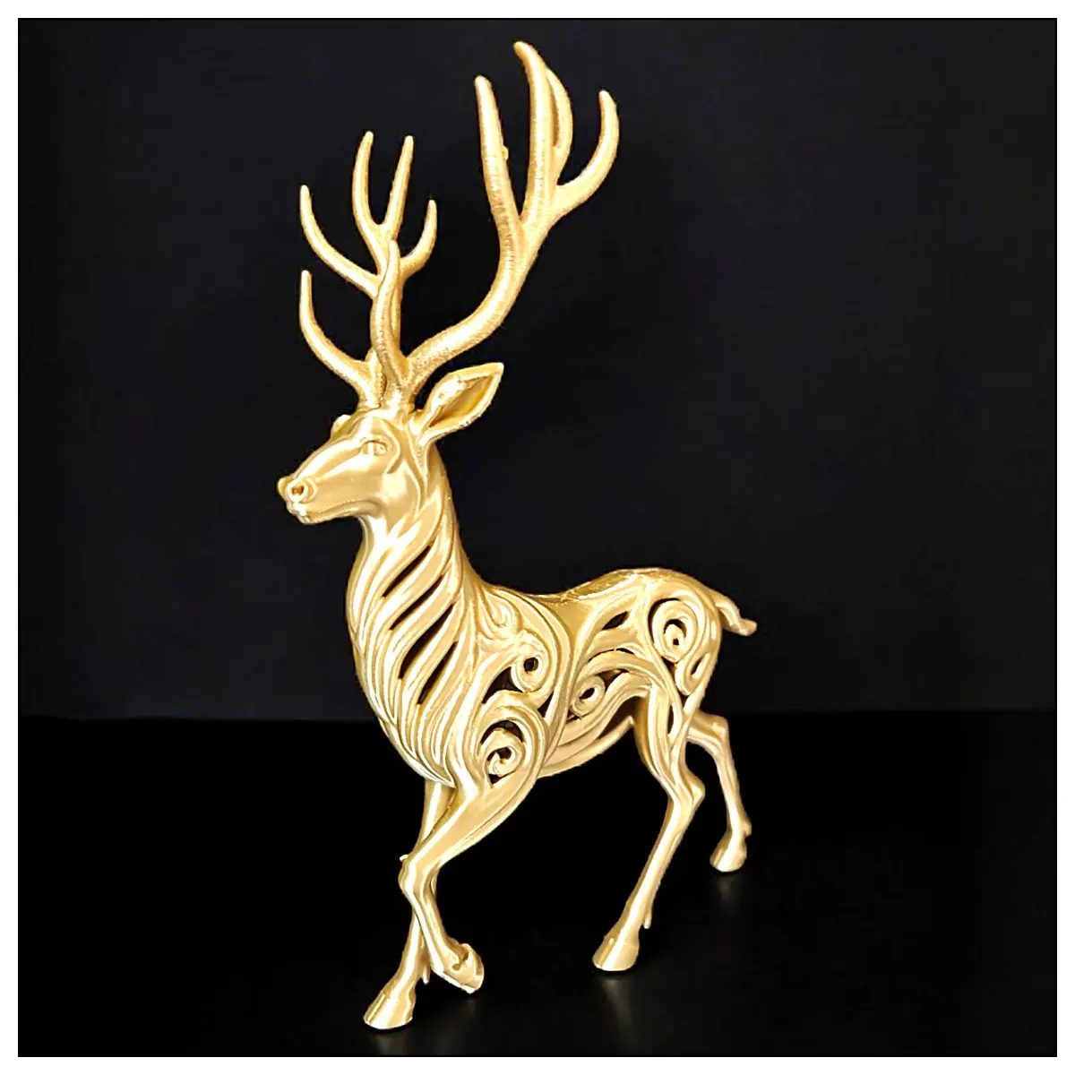 Elegant Deer Sculpture Home Decor Christmas Ornament Festive Gift Decoration Christmas Tree Accessories Deer Figurine Christmas Decoration