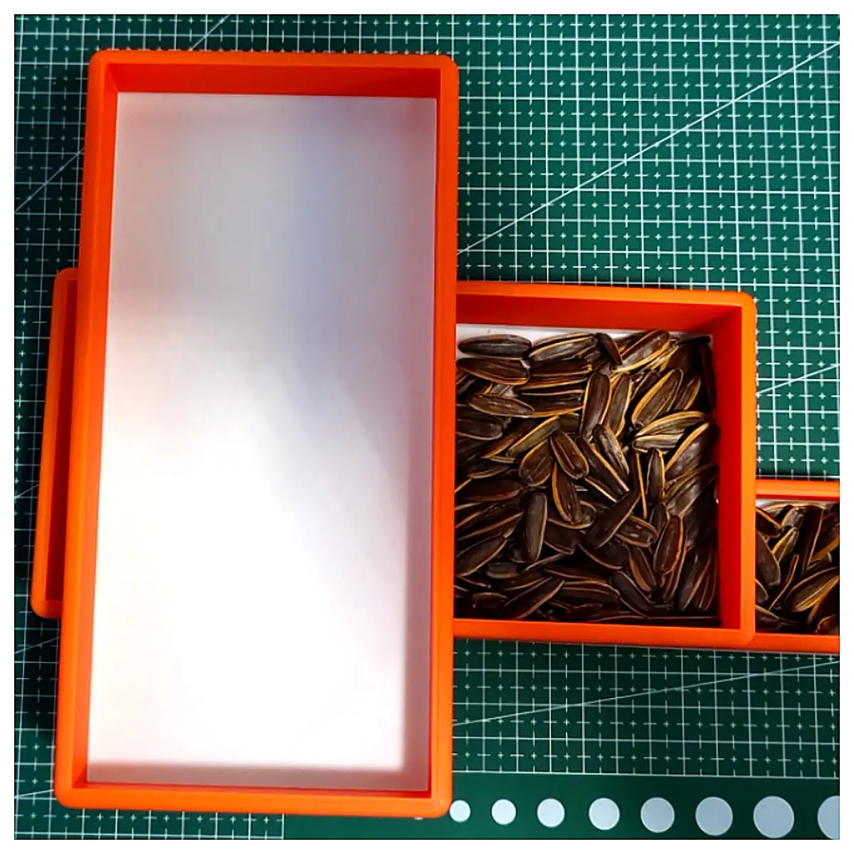 Seed Box Open Design Nut Box Snack Box Storage Box Desktop Organizer Kitchen Supplies Seed Opener Nut Storage Container
