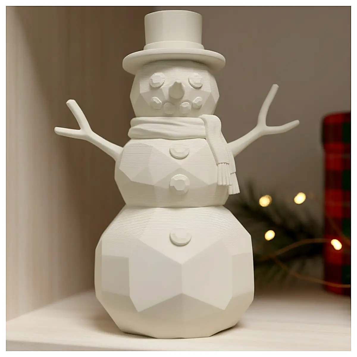 Low Poly Christmas Snowman Decoration Festive Mini Sculpture Christmas Ornament Holiday Figurine Christmas Gift Holiday Decor