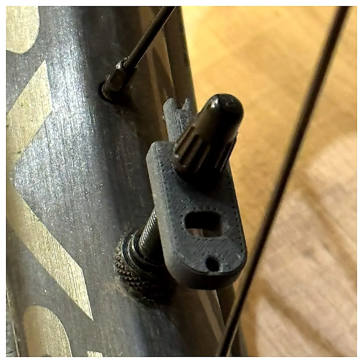 Mountain Bike French Schrader Valve Tool Repair Removal Tool Valve Wrench Bike Accessories Schrader Valve Removal Tool