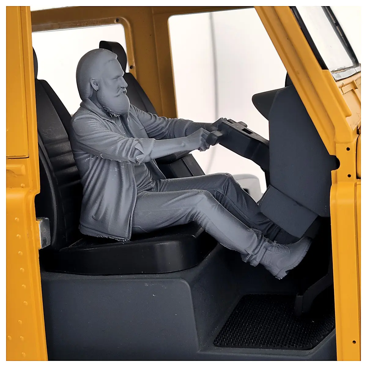 Mannequin Driver Elderly Man Loose Jacket Realistic Dummy Figure Roleplay Props Scene Accessories