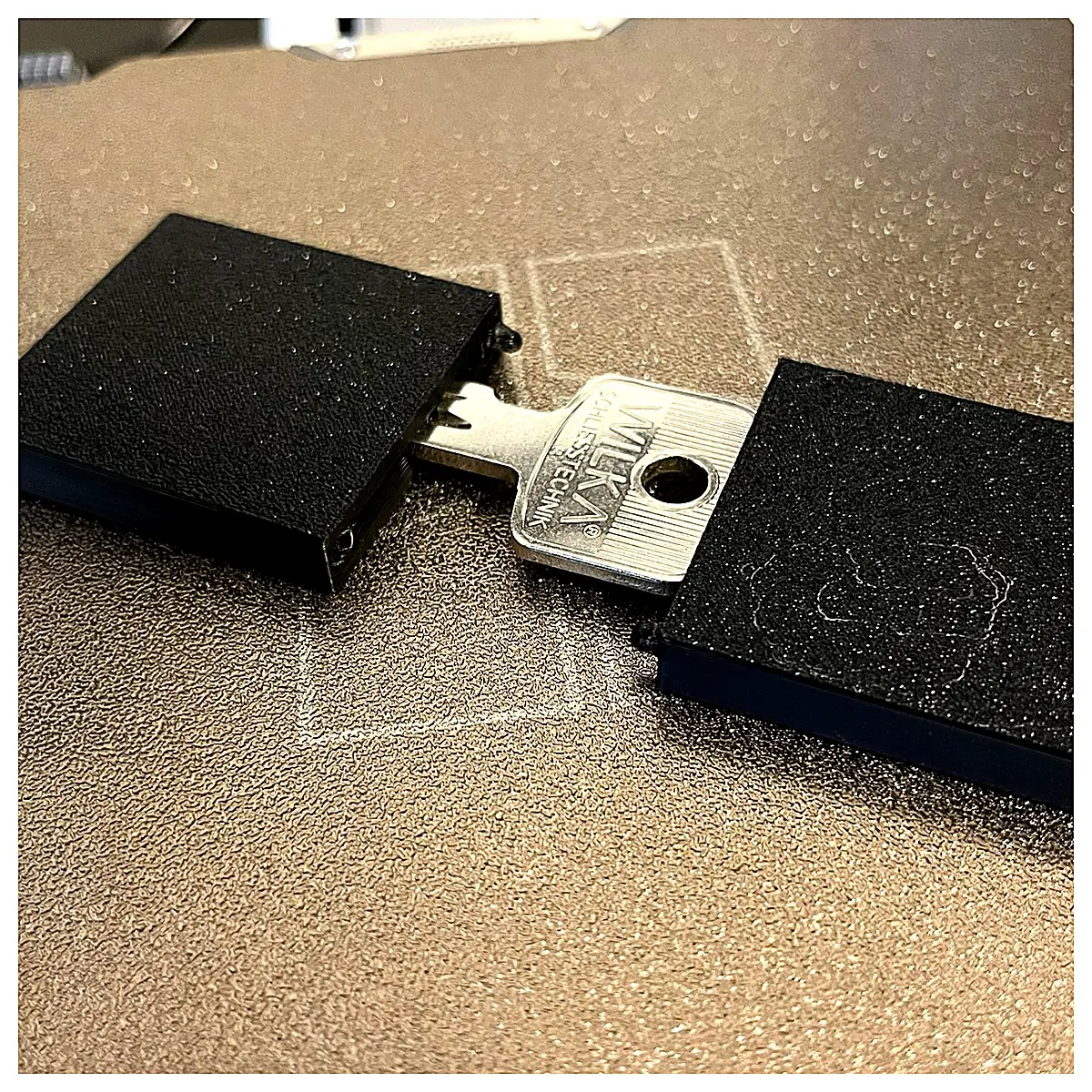 Minimalist Key Box Hide Keys Key Management Key Storage Smart Lock Key Security