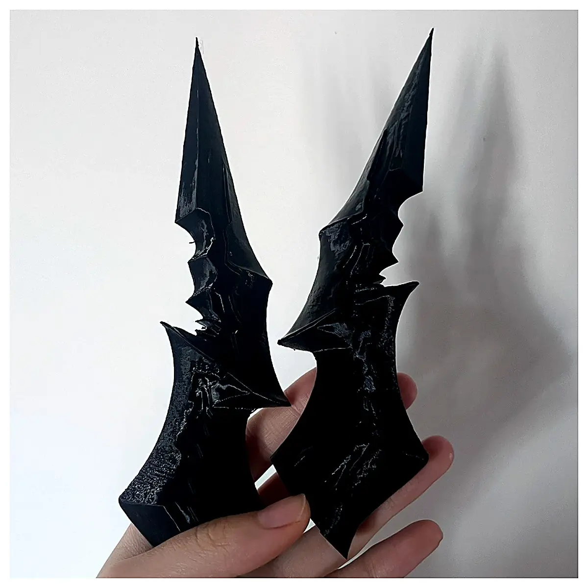 Arknights Chen Dragon Claw Character Accessories Decoration Combat Gear Game Merchandise Dragon Shadow Dragon Soul Dragon Guard Dragon Pattern