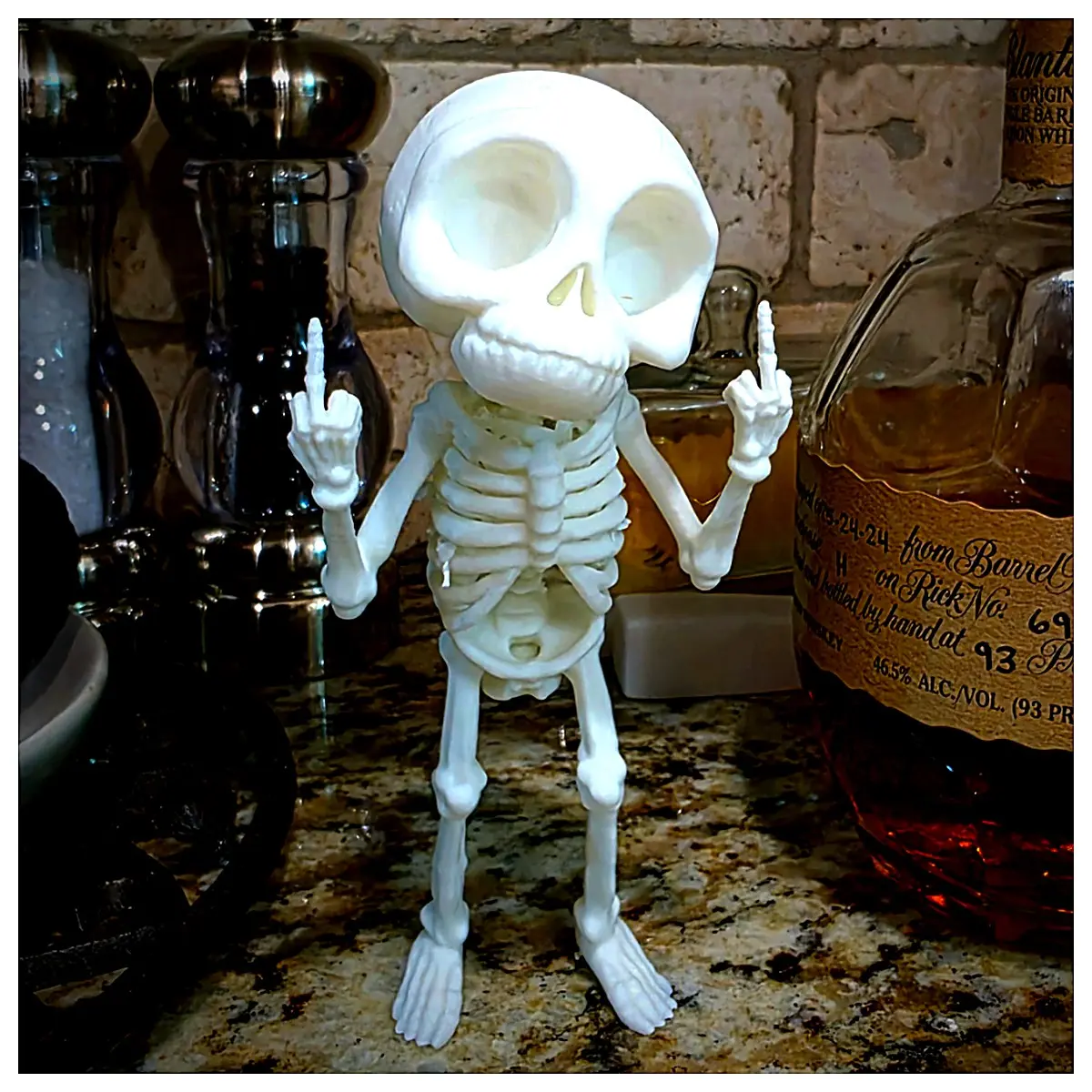 Relax Skull Standing Double Birds Figurine Desktop Decoration Bone Skeleton Sculpture Bird Model Art Ornament Display