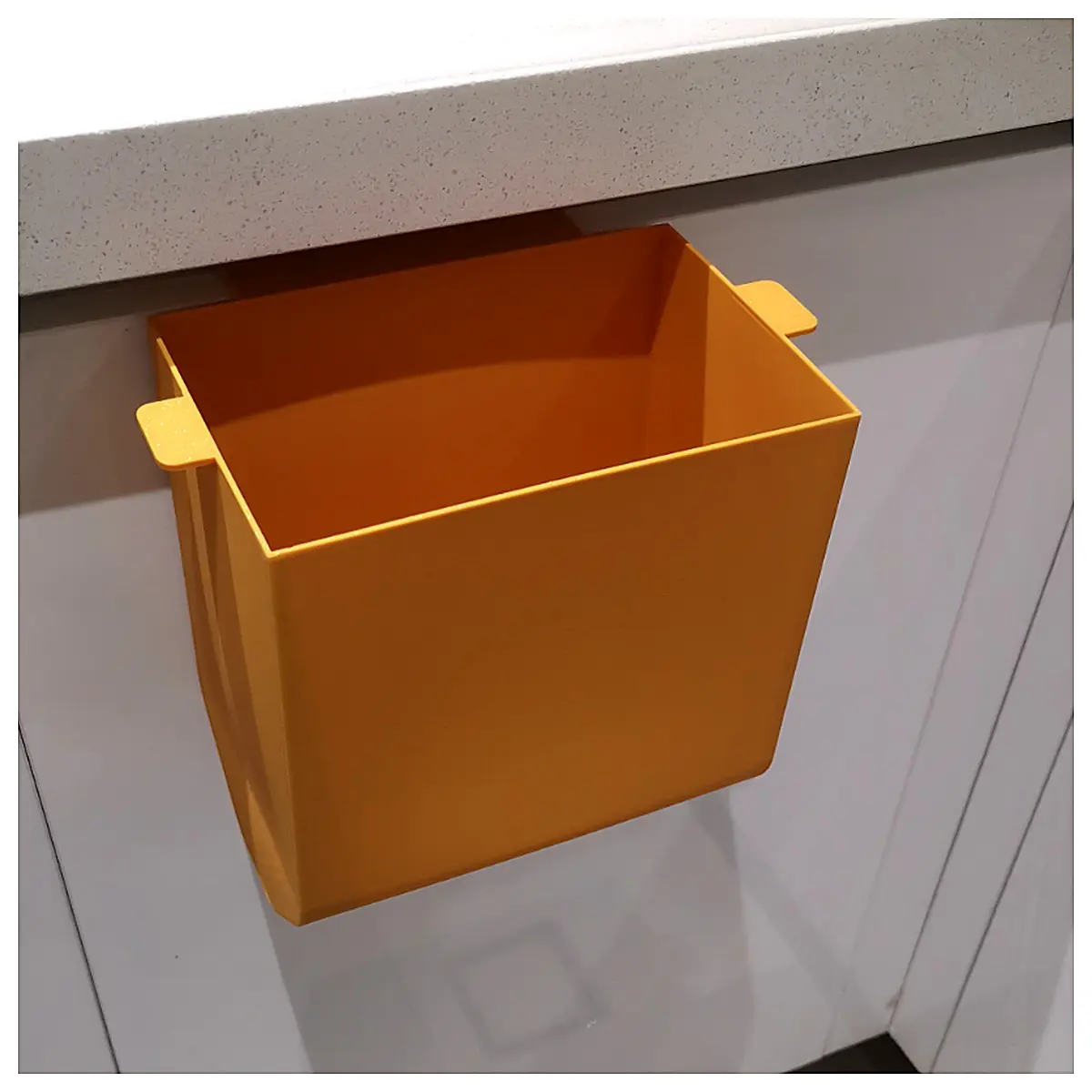 Kitchen Wall Mounted Trash Can Waste Bin Holder Hanging Garbage Bucket Bathroom Waste Receptacle Drainage Trash Can Organizer Accessories