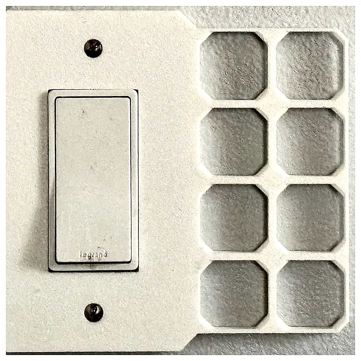 Wall Outlet Cover Plate Protector Decorative Cover for Electrical Boxes Indoor Outdoor Socket Cover Shield
