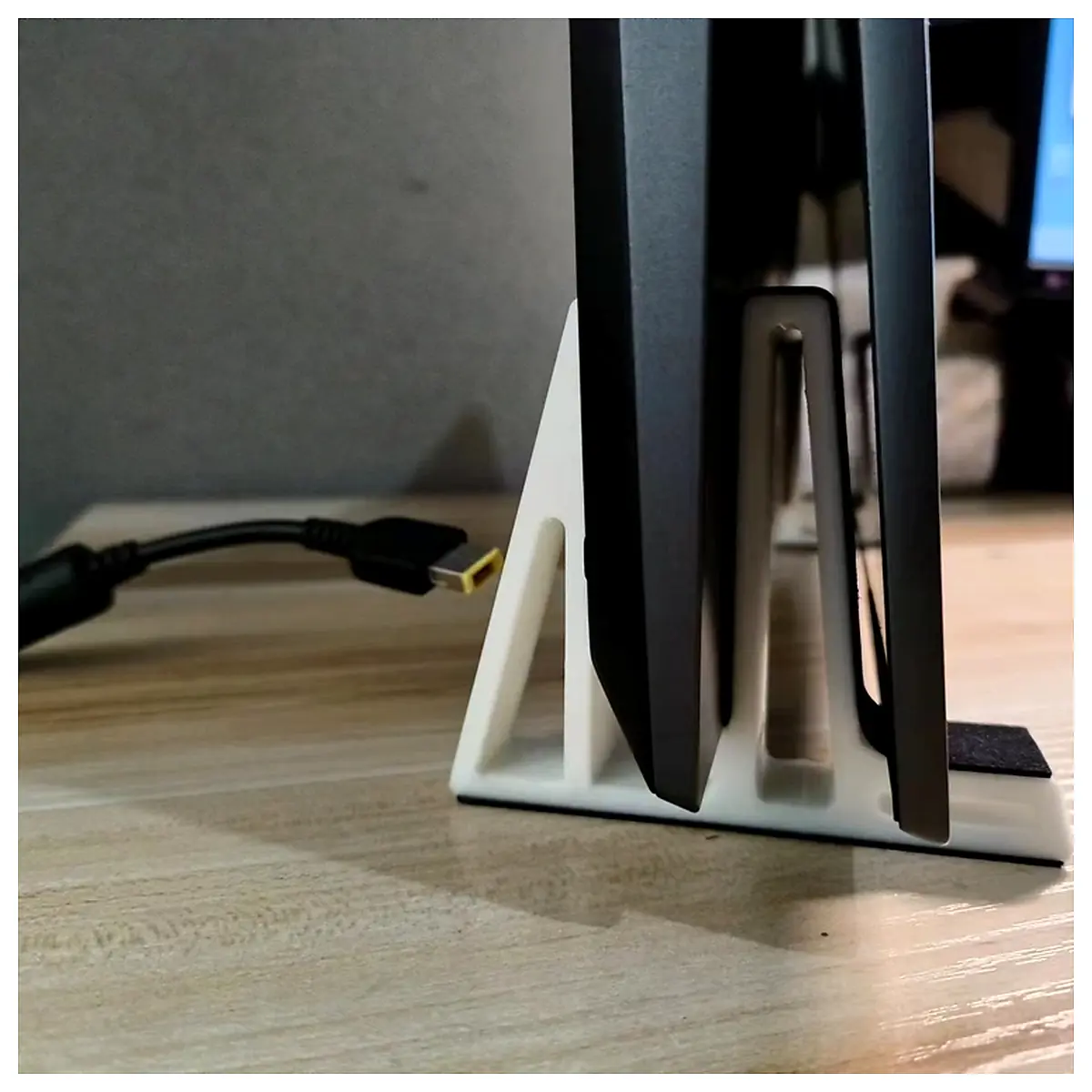 Laptop Stand Vertical Stand Computer Stand Phone Stand Adjustable Angle Stand Desktop Stand Laptop Accessories Stand Parts
