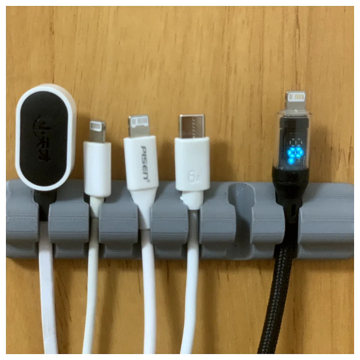 Cable Organizer for Phones Charging Wire Storage Box Cord Keeper Lazy Person Gadget Multi Function Organizer Phone Accessories Charging Line Fixer