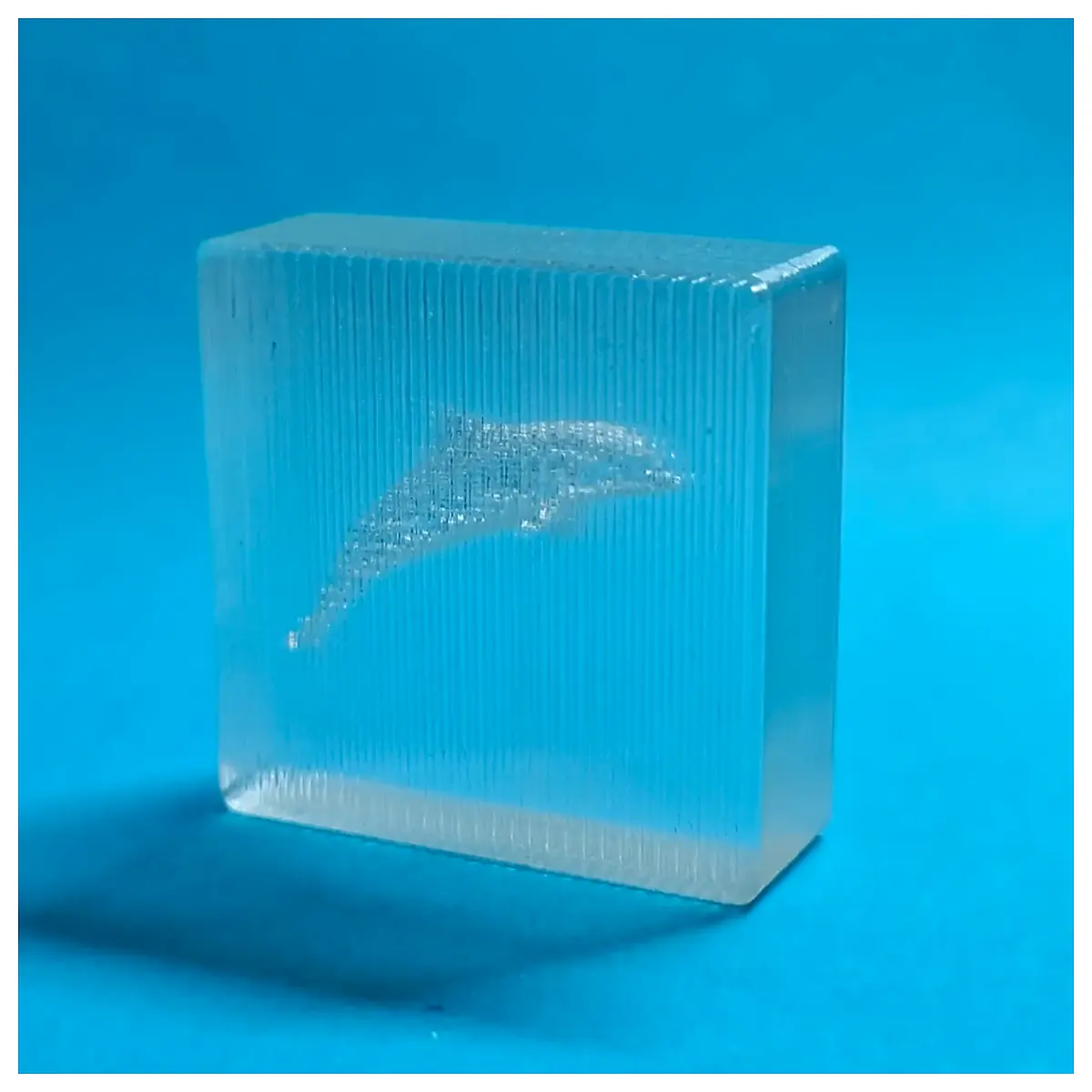 Clear Crystal Dolphin Sculpture Water Droplet Figurine Decorative Art Ocean Decor