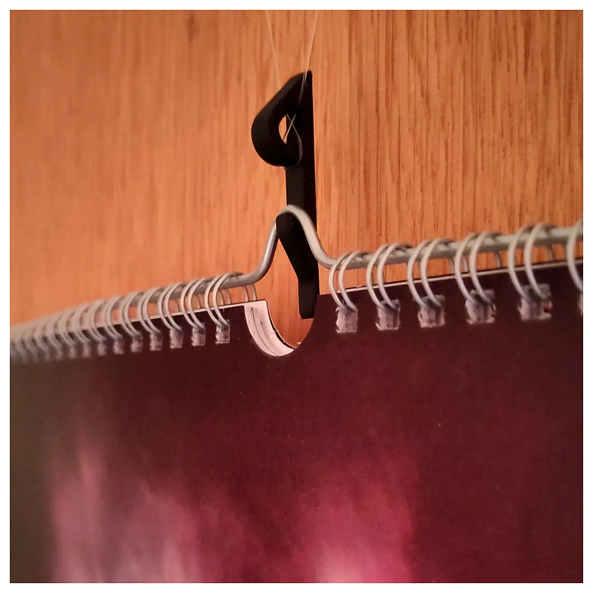 Calendar Hook Wall Hanging Desk Calendar Holder Mounting Bracket Calendar Accessory Display Stand Wall Calendar Support