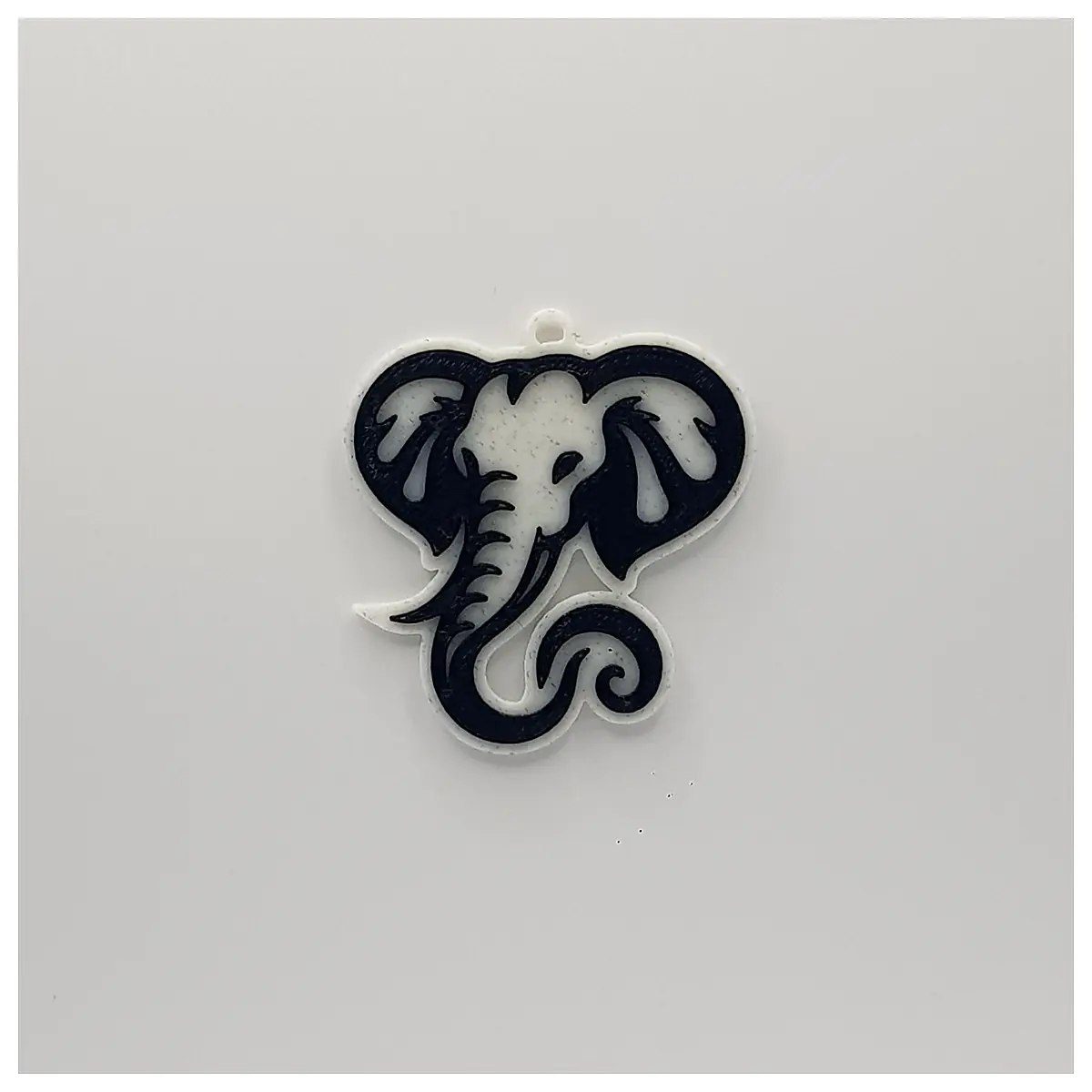 Elephant Keychain Charm Keyring Memorial Gift Creative Decoration Animal Figurine Wholesale Retail