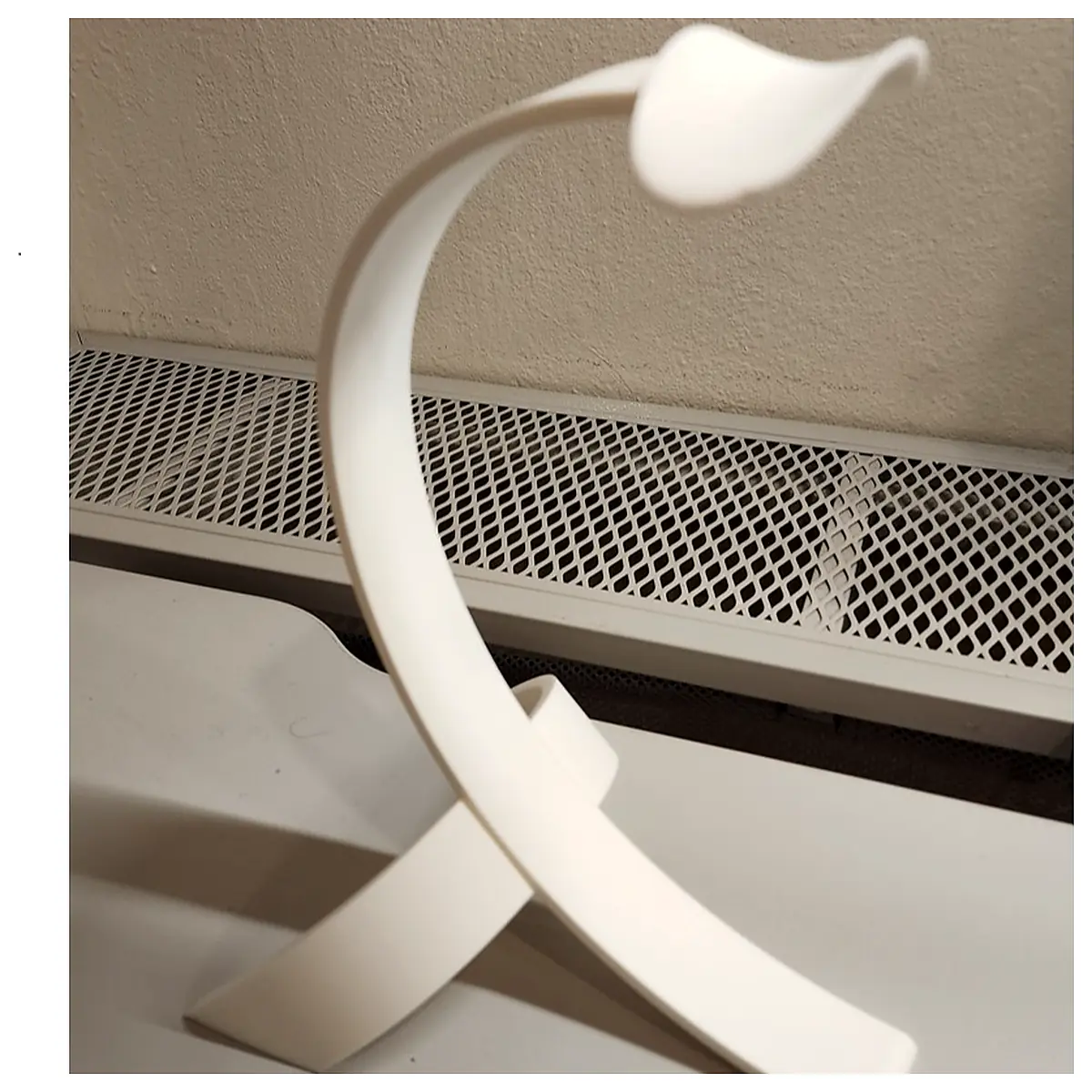 Mobile Headphone Holder Phone Stand Earbuds Holder Phone Mount Car Stand Desk Support Phone Accessory Headphone Stand Mobile Stabilizer