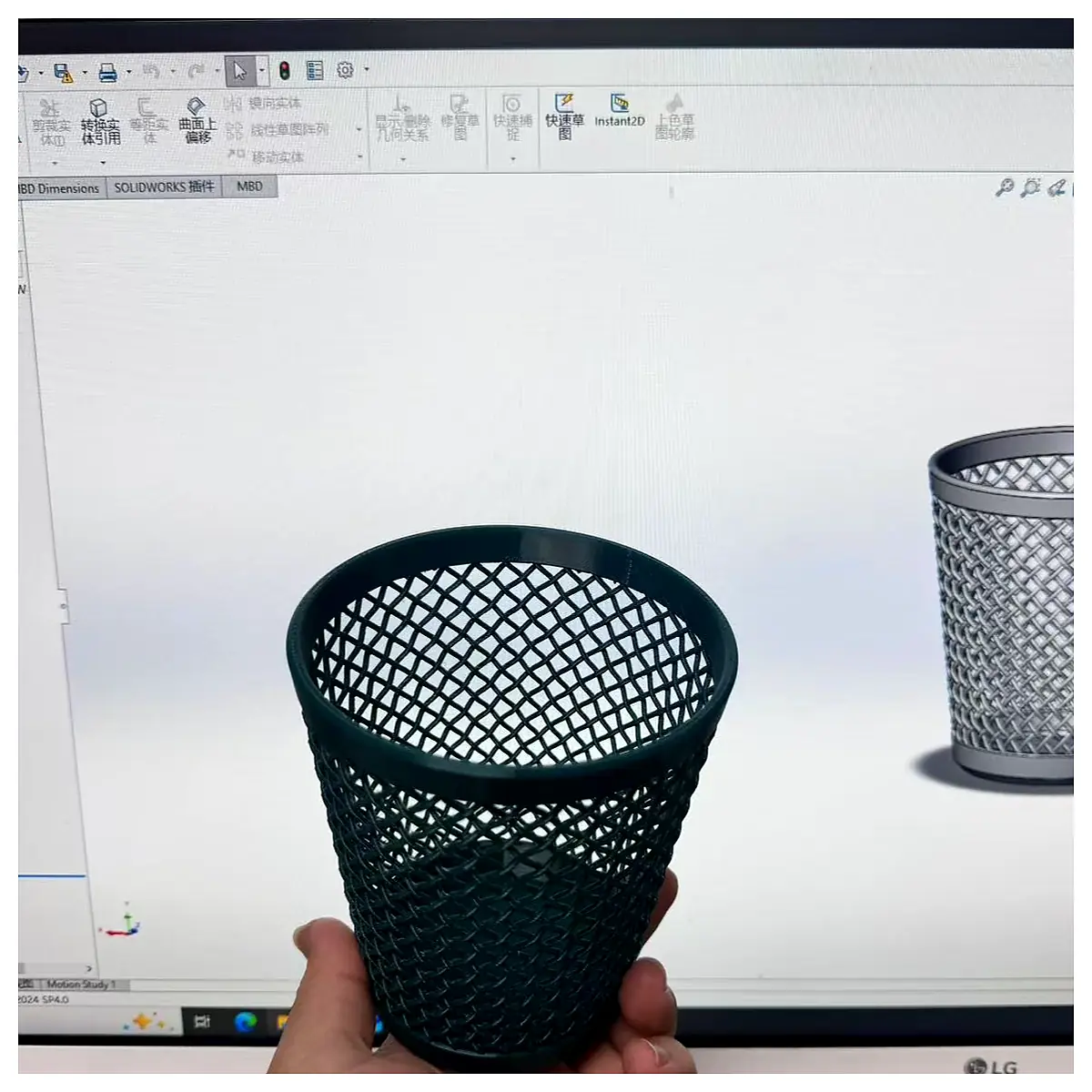 Desktop Trash Can Desk Organizer Small Wastebasket Desktop Storage Box Office Desk Accessories Creative Desktop Bin Space Saving