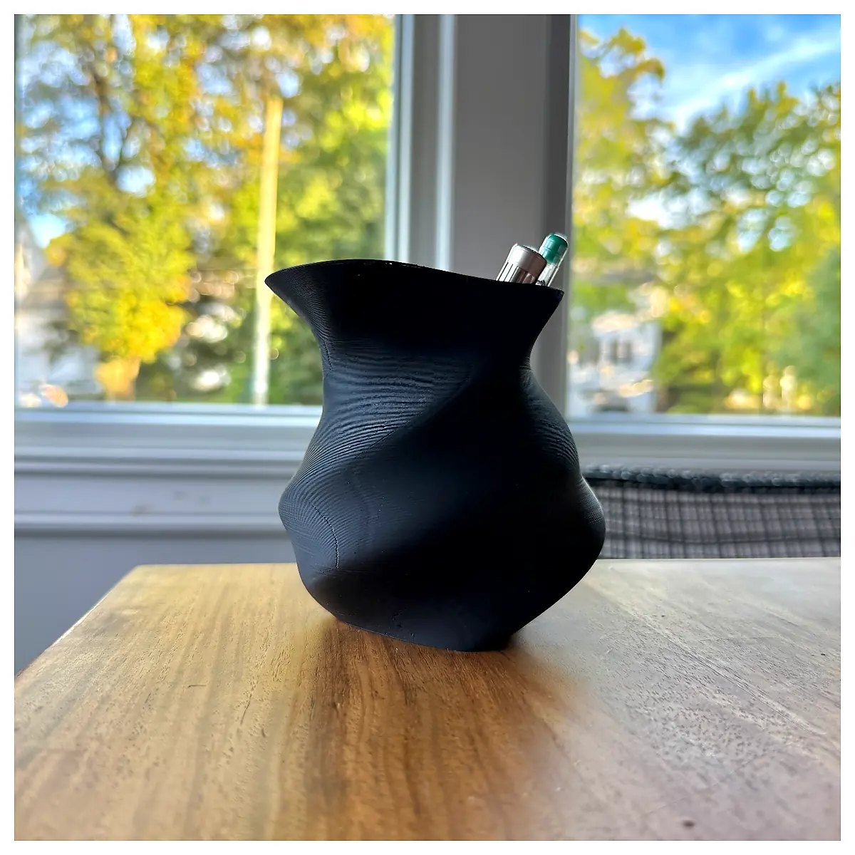 Modern Vase Ceramic Decorative Item Home Decor Art Vase Creative Gift Indoor Decoration