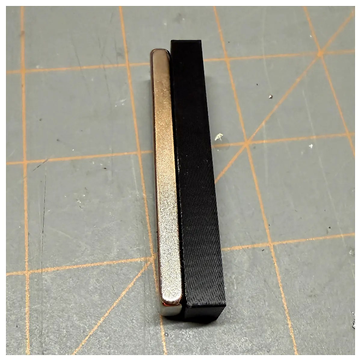 Pet Door Draft Seal Magnetic Fixer Door Draft Stopper Pet Door Accessories Magnetic Seal Pet Furniture Parts