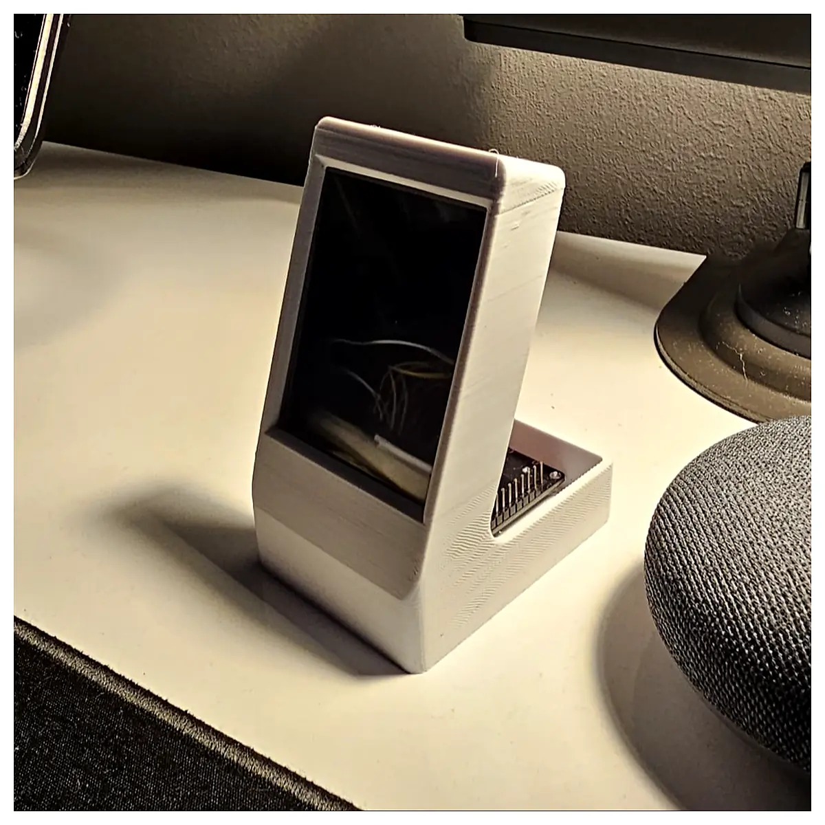 ESP32 LCD Stand 96x64 TFT Display Holder Desktop Vertical Screen Stand Support ILI9341 Compatibility Monitor Accessory