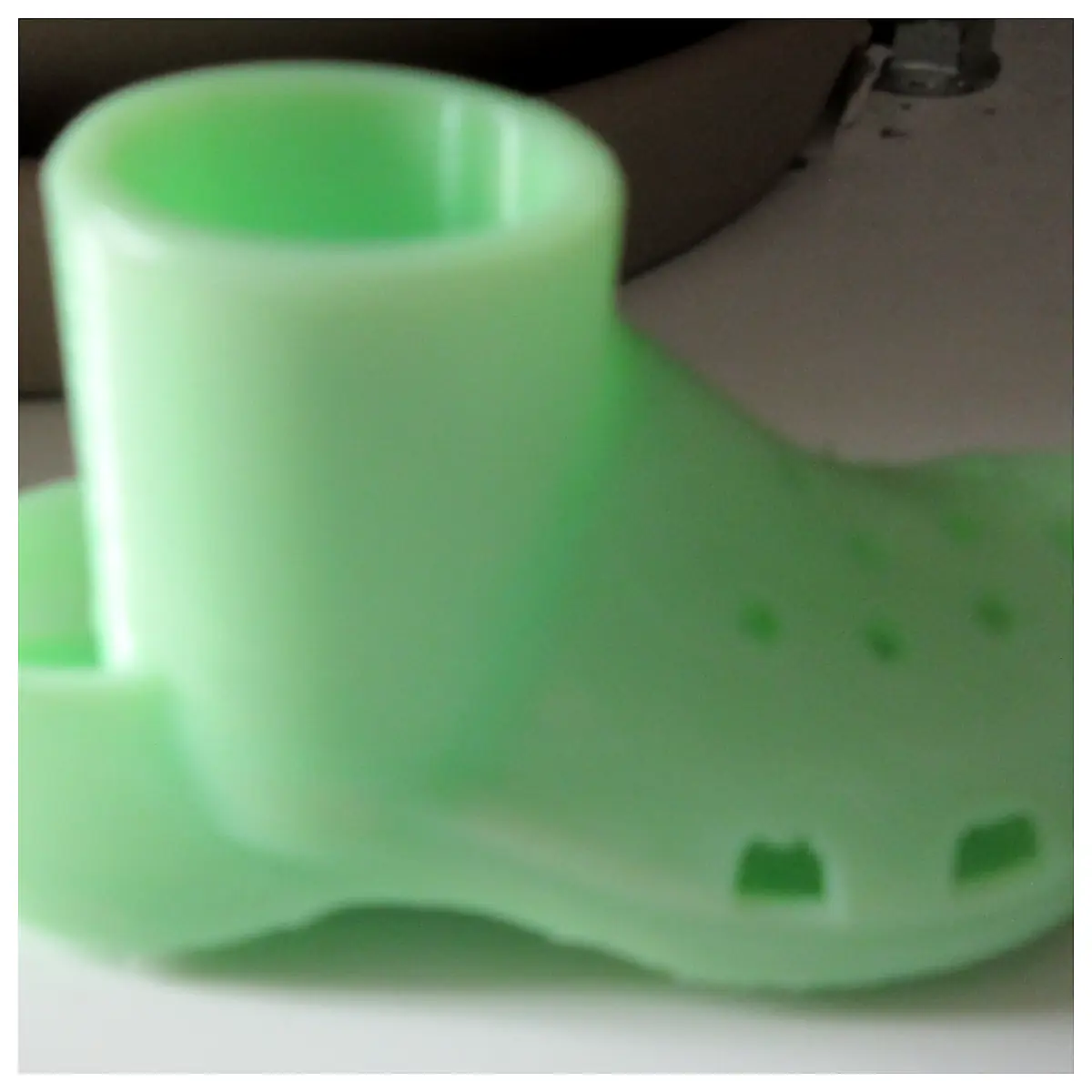 Croc Stackable Stool Feet Replacement Pads Anti Slip Feet Cushion Support Legs Furniture Lift Stabilizer Floor Protection Comfort