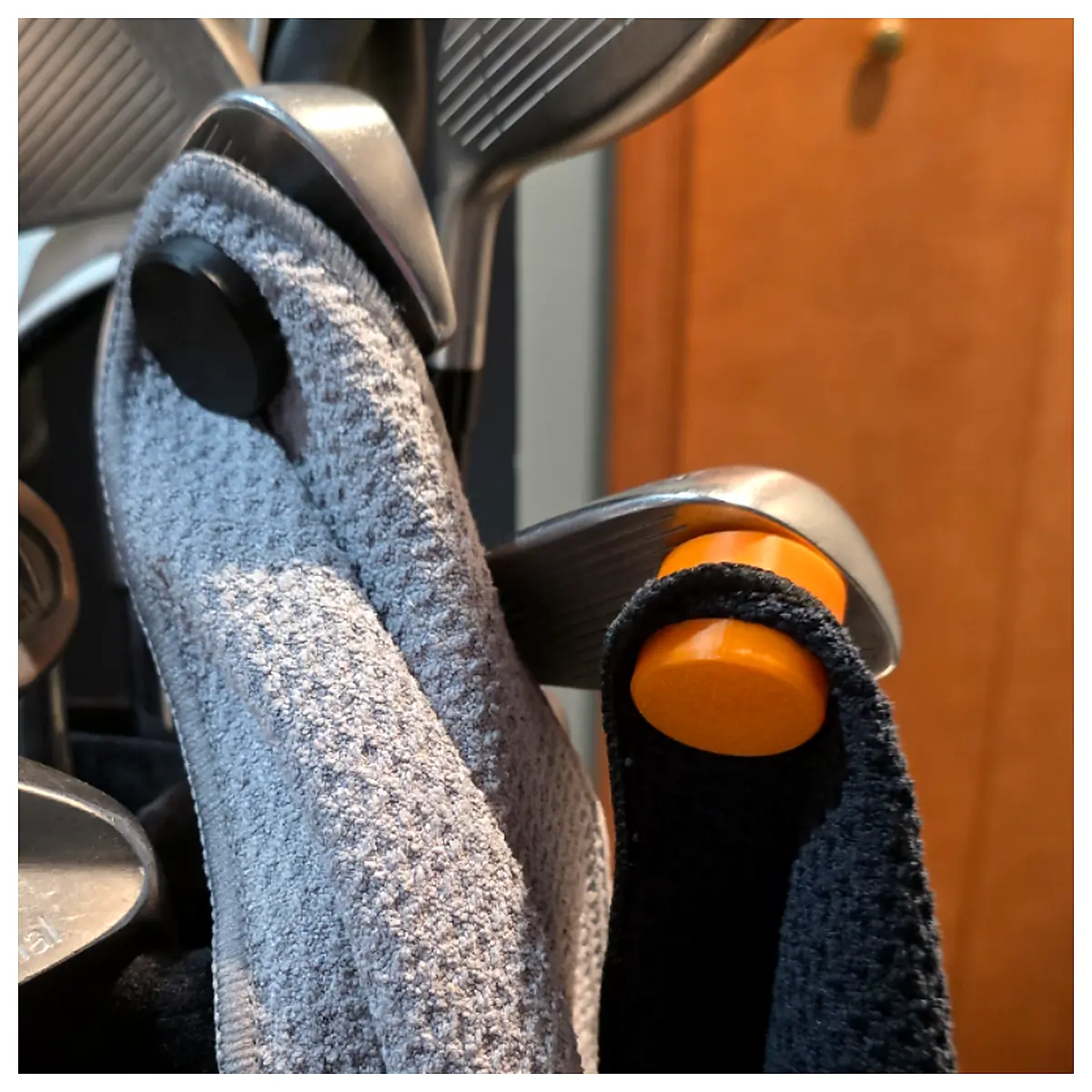 Towel Clips Magnetic Hook Quick Grab Exercise Towel Holder Gym Accessory Sports Towel Clip Fastener