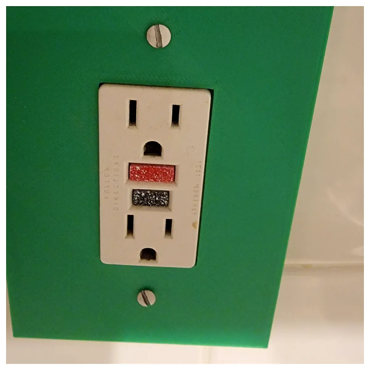 Large GFCI Outlet Cover Plate Wall Protection Cover Shockproof Cover Outlet Accessories Electrical Safety Shield