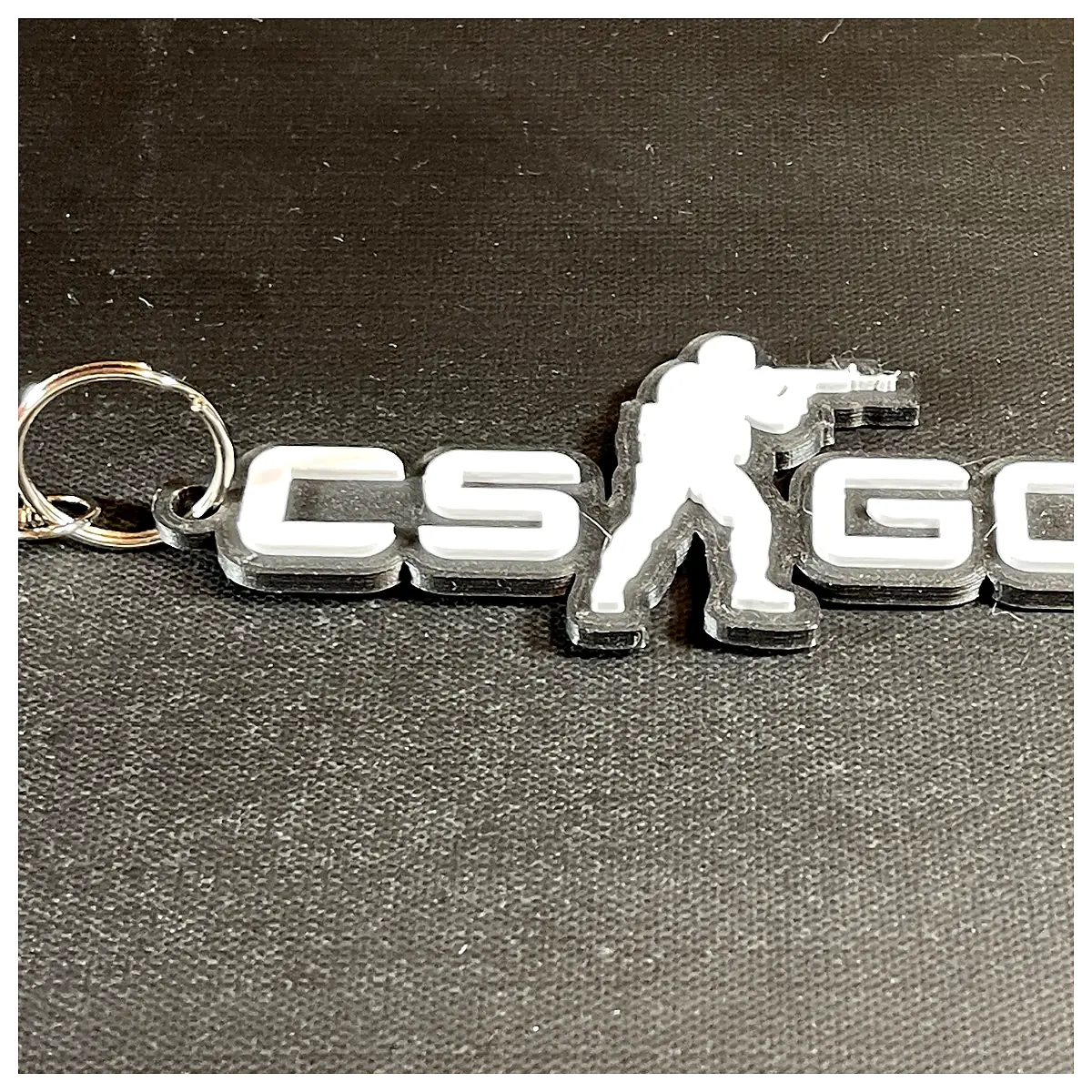 Keychain Collectible Memorabilia Keychains Game Accessories Tactical Souvenir Gift