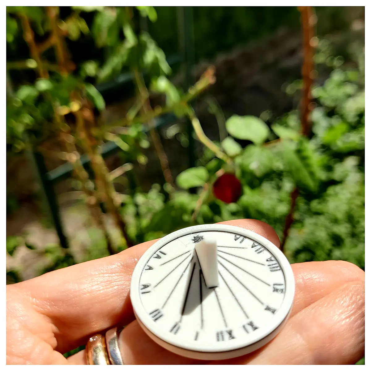 Portable Sundial Cute Small Sun Clock Time Measurement Outdoor Accessory Parts Repair