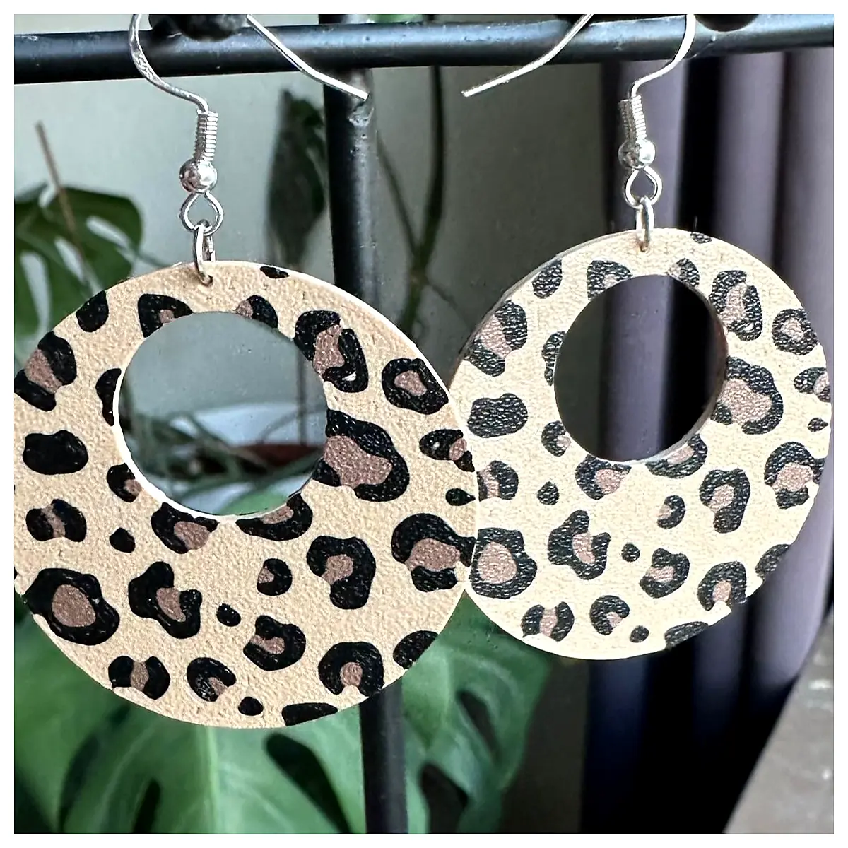 Leopard Print Earrings Women Fashion Elegant Jewelry Spots Animal Print Earrings Wholesale Patch