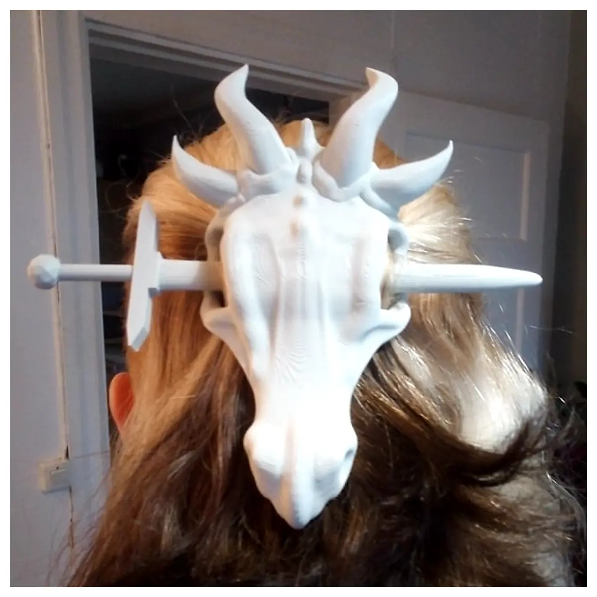Dragon Skull Hairpin Decorative Hair Accessory Elegant Skull Pin Faux Skull Jewelry Elegant Hairpiece