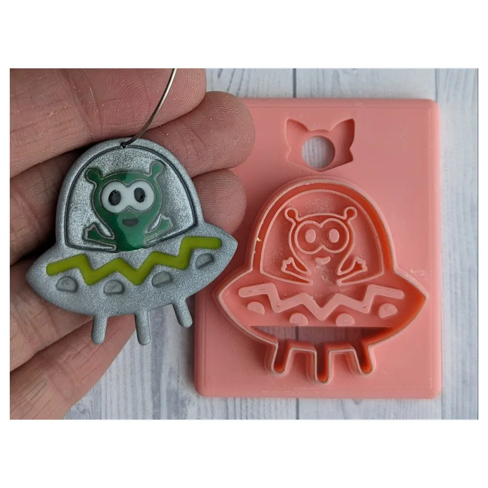 Alien Spaceship UFO Polymer Clay Earring Cutter Tool Crafts DIY Creative Decoration Accessories