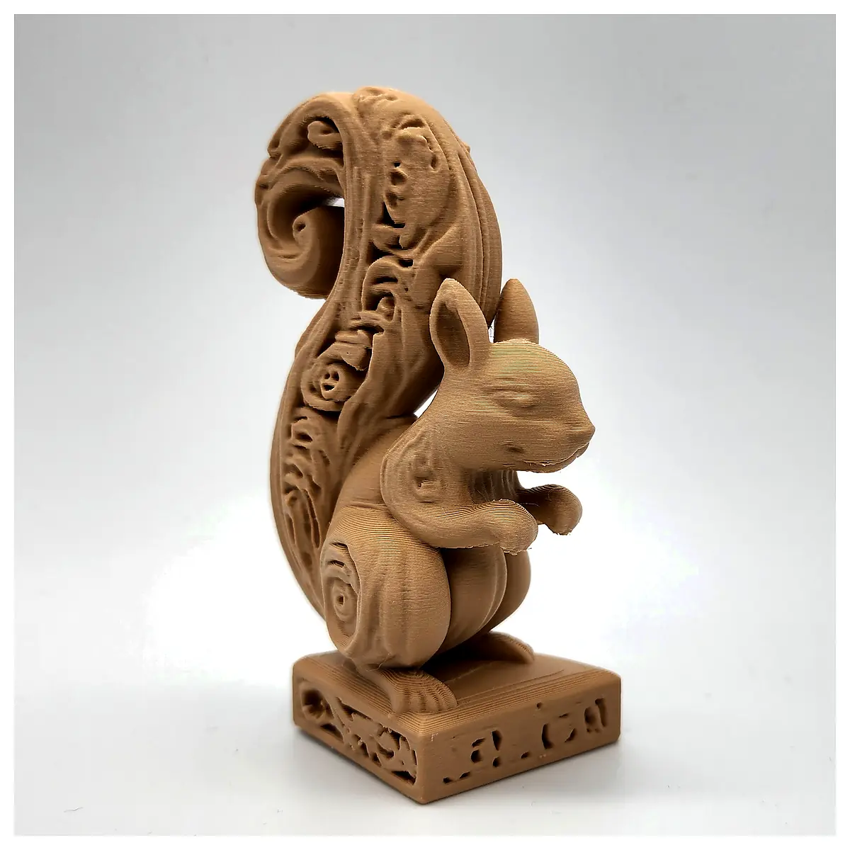 Wood Carved Squirrel Figurine Wooden Animal Handicraft Decoration Art Piece Repair Parts Universal Accessory