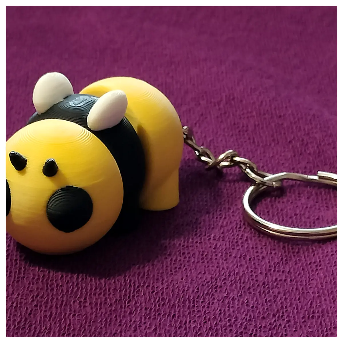 FlexiBee Keychain Flexible Hanging Charms Pet Memorial Car Decoration Parts Repair Accessories