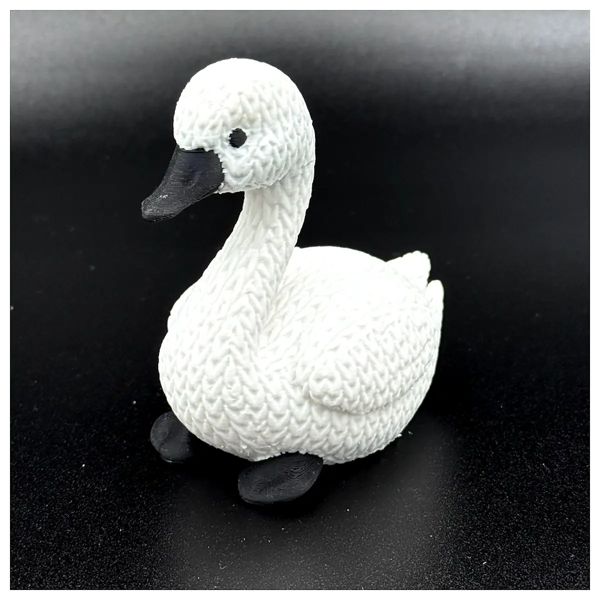 Knitted Baby Swan Plush Toy Cute Swan Gift Baby Toy Plushie Soft Animal Figure Newborn Gift
