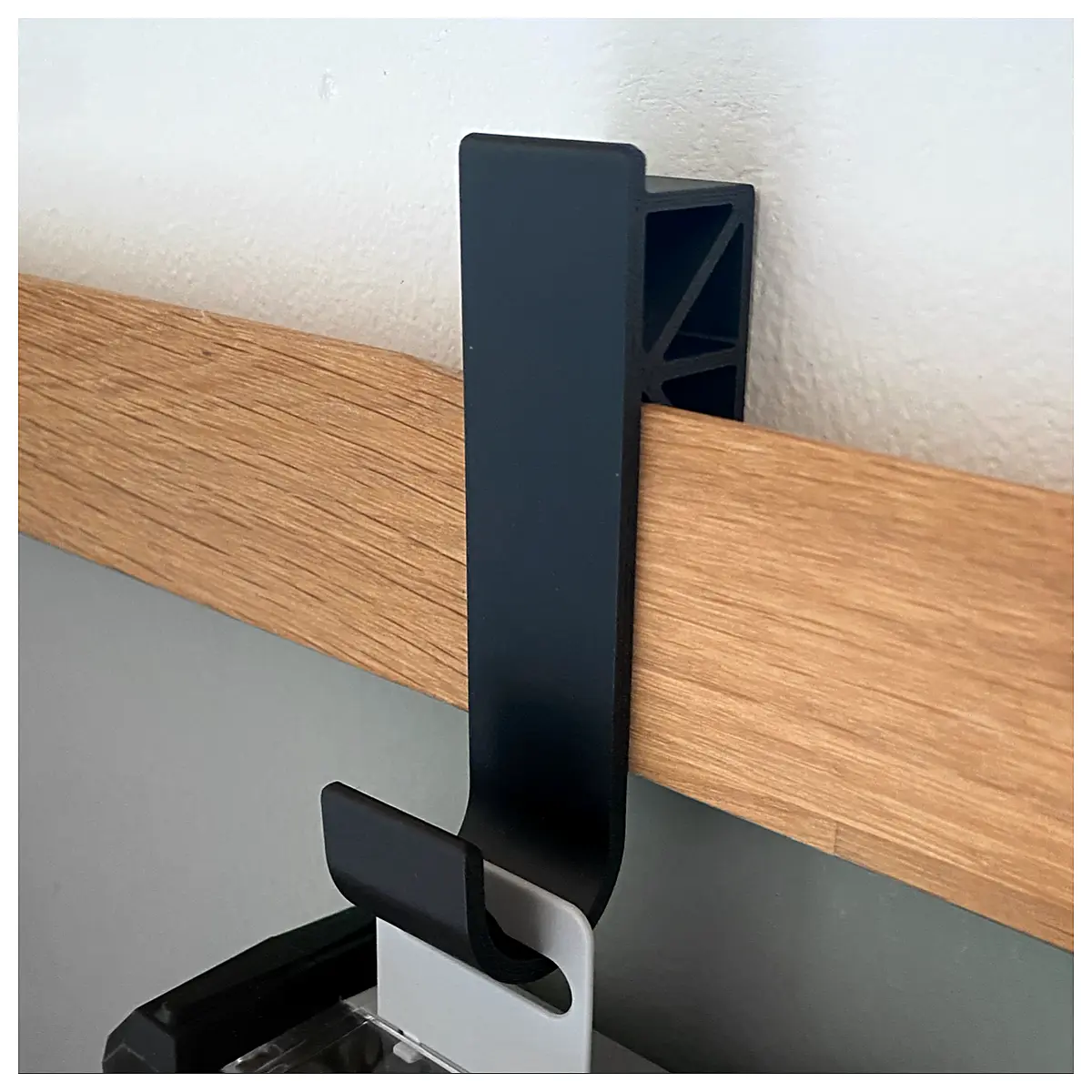 Wall Mounted Hooks Hanging System Decor Wall Storage Shelves Multi Purpose Organizer