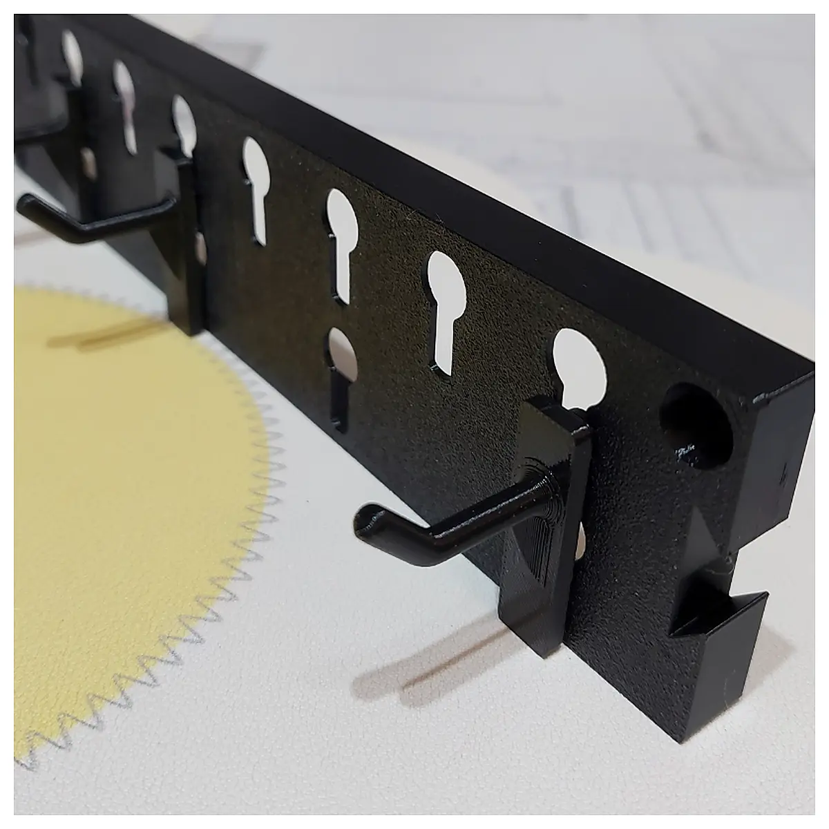 Wall Tool Hook L17mm Universal Tool Holder Hanging Storage Screw Driver Wrench Hooks Organizer