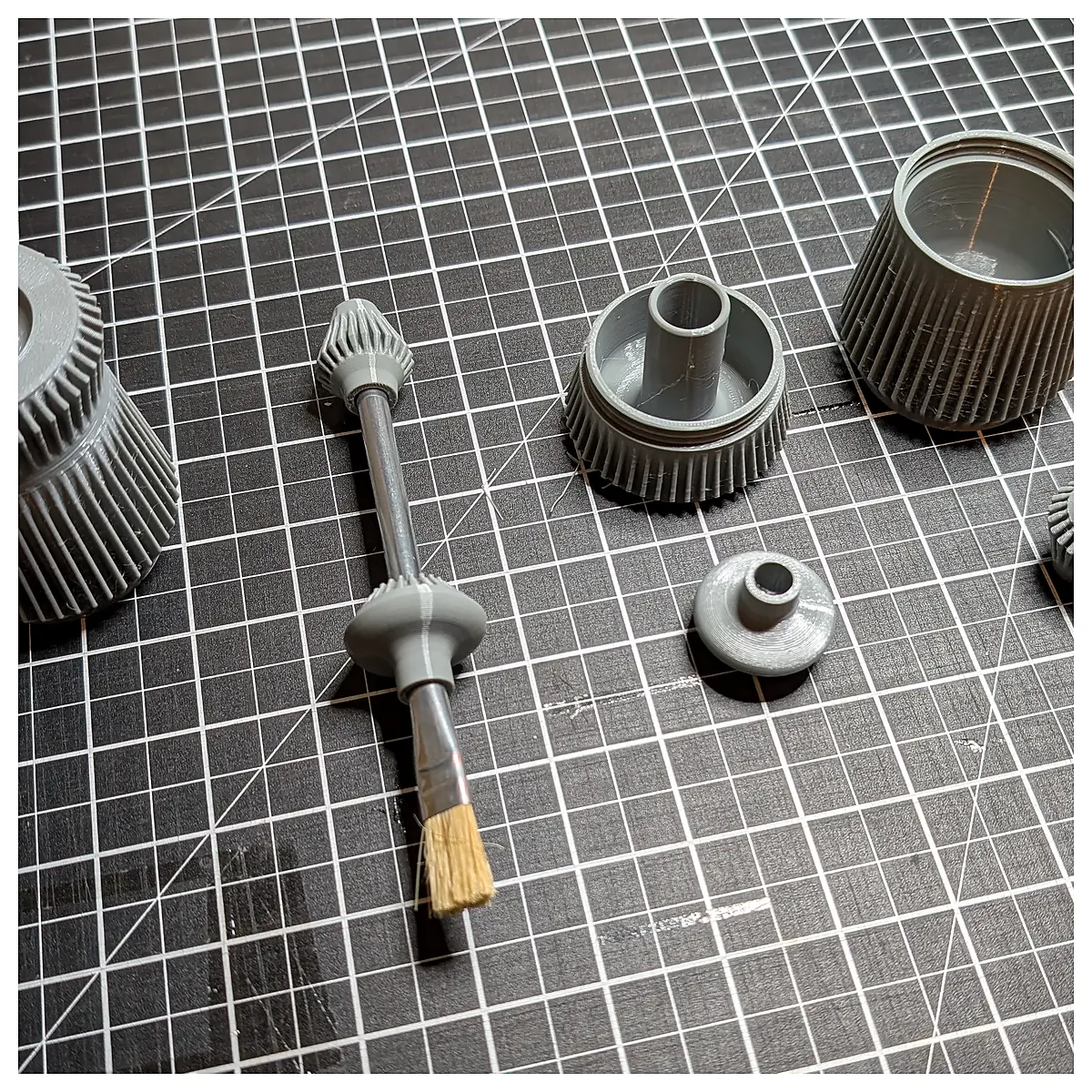 Spill Safe Container Leakproof Oil Bucket Universal Oil Tank Car Repair Parts Storage Container Seal