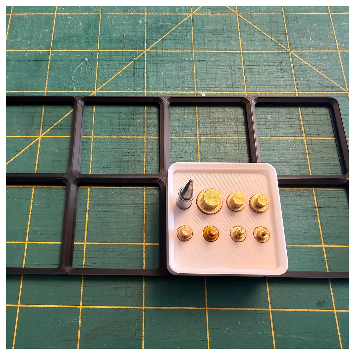Gridfinity Bin for 3DZWMAN Heat Set Insert Tips Organization System Bins Parts Assembly Tools