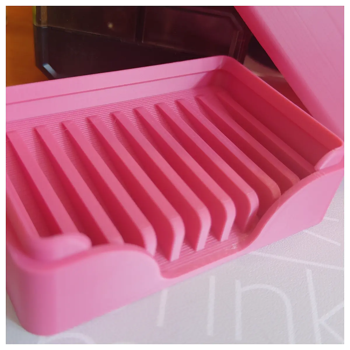 Soap Dish with Lid Holder Storage Bath Shower Cleaning Universal Accessory