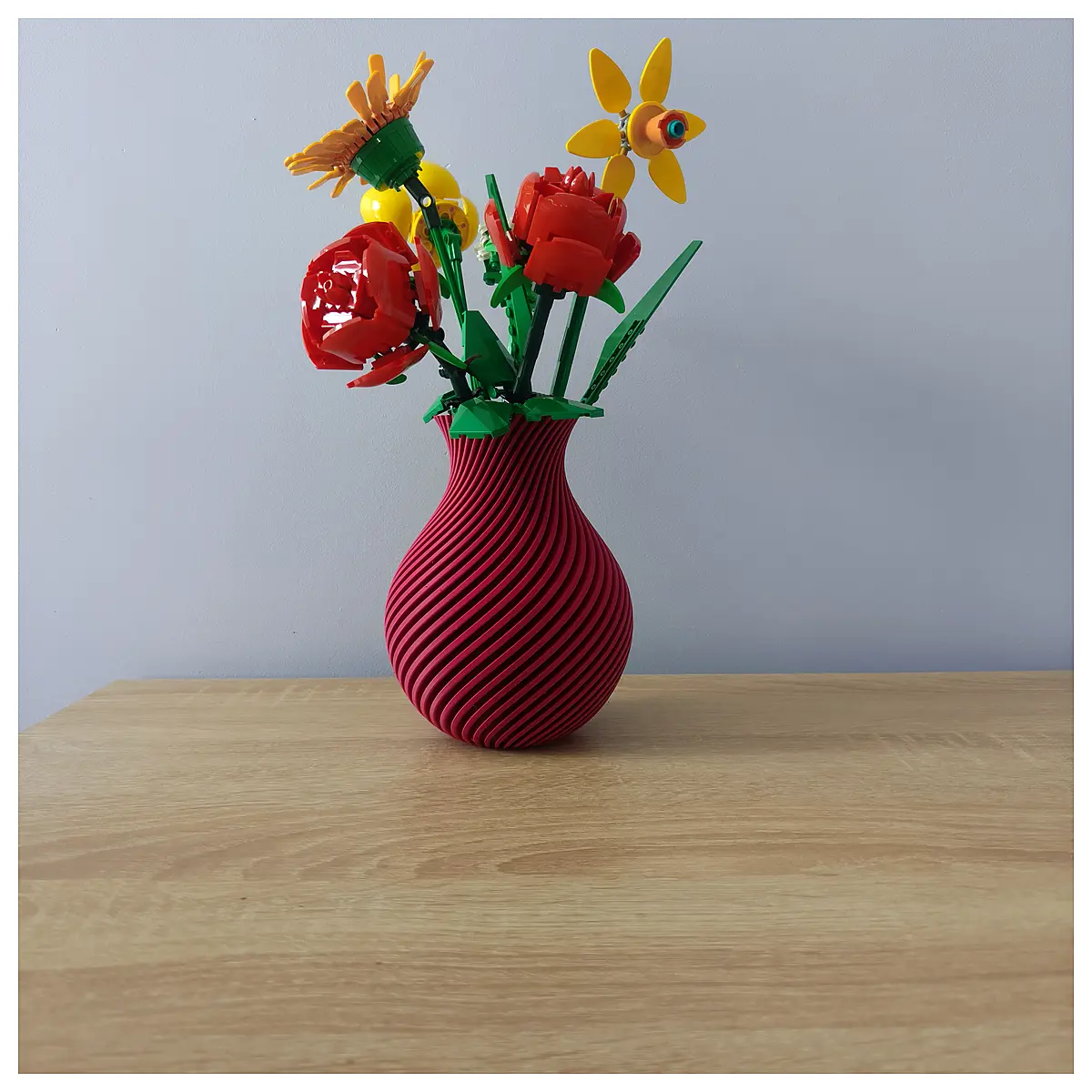 Spiral Vase Decorative Art Ceramic Vases Home Decor Floral Arrangement Repair Parts Replacement