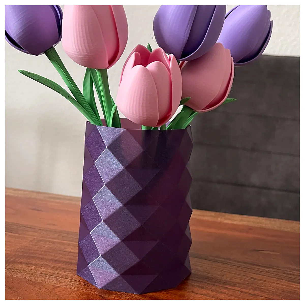 Lowpoly Vase Modern Art Decor Simple Arrangement Art Piece Sculpture Design