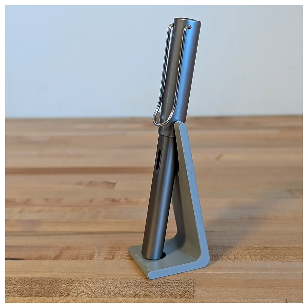 Pen Stand Holder Desk Organizer Office Supplies Multi Purpose Pen Holder Simple Stand Storage 148 characters
