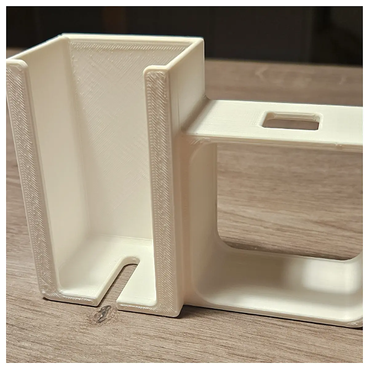 Smart Plug Holder Power Strip Holder Wall Mount Universal Outlet Organizer Electrical Box Power Supply Storage