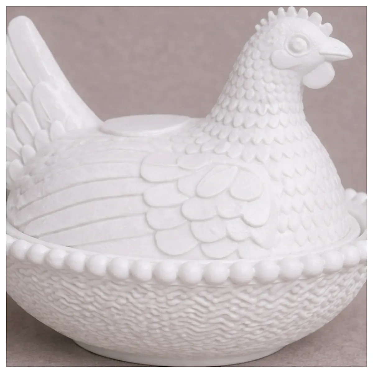 Hen Nest Figurine Ceramic Sculpture Bird Decor Art Collectible Bird Home Bird Toy Nest Accessory
