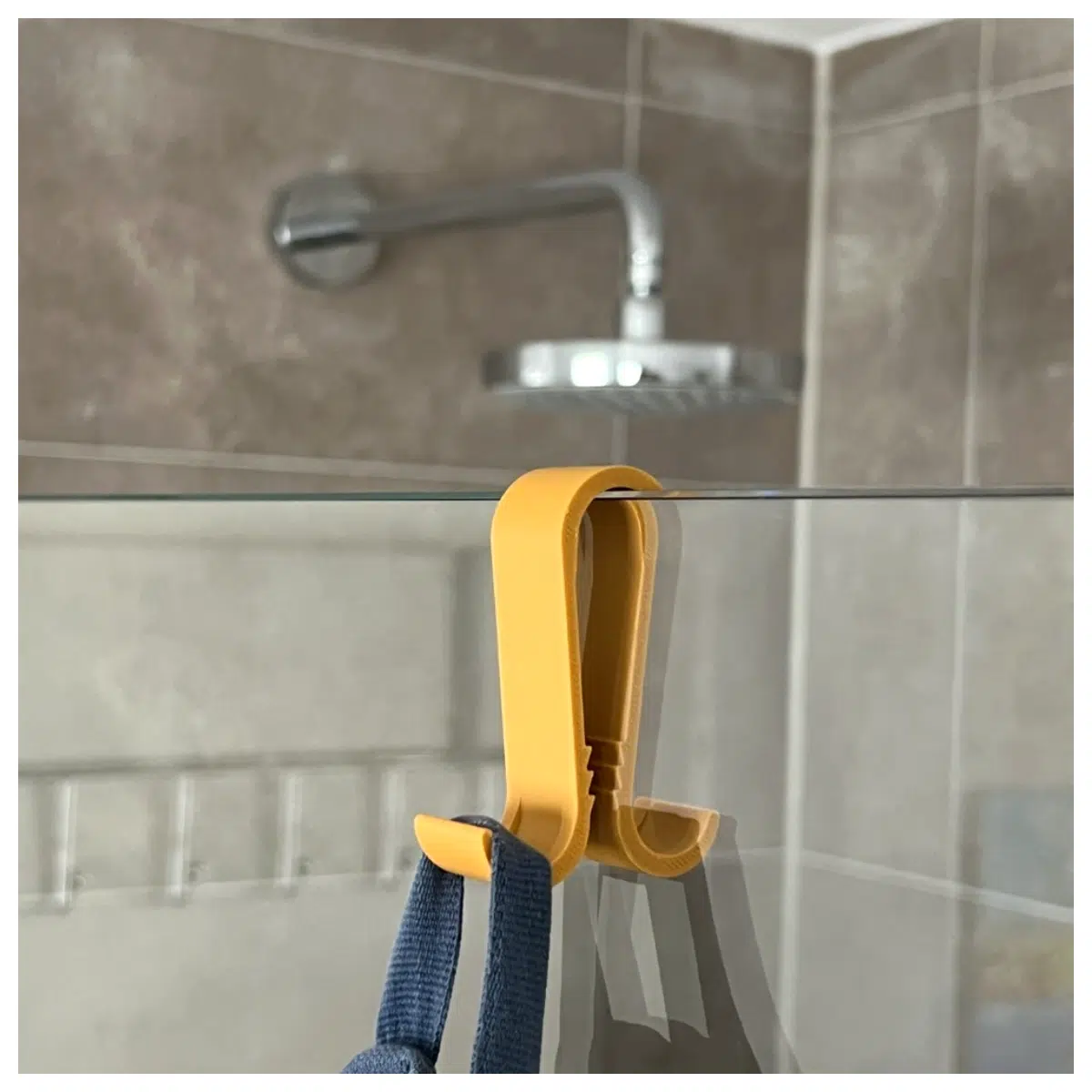Flexible Glass Shower Towel Rack Bathroom Towel Hooks Hanging Towel Holder Bathroom Accessories Easy Installation