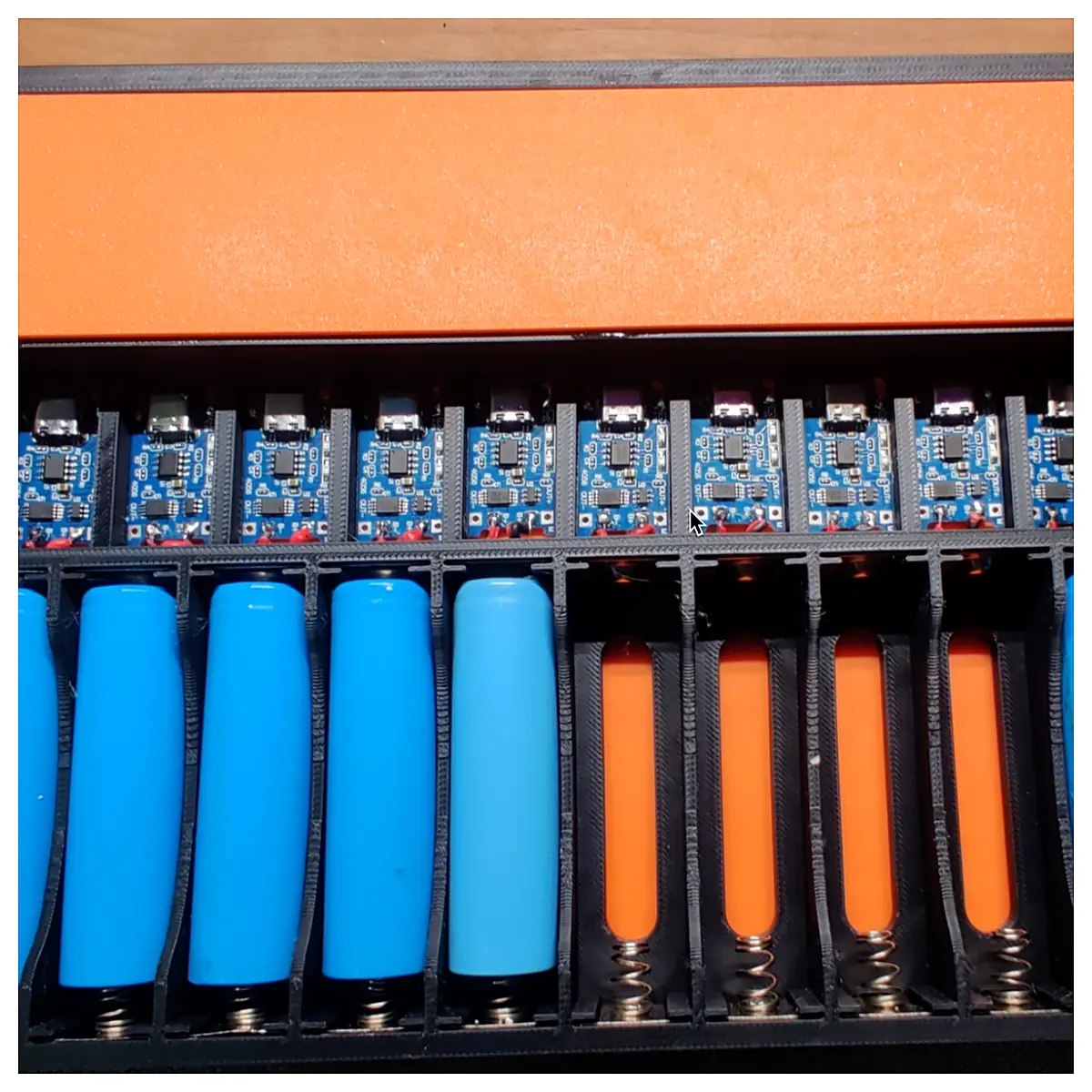 18650 Battery Charging Station Charger Dock Electrode Tester Battery Analyzer Repair