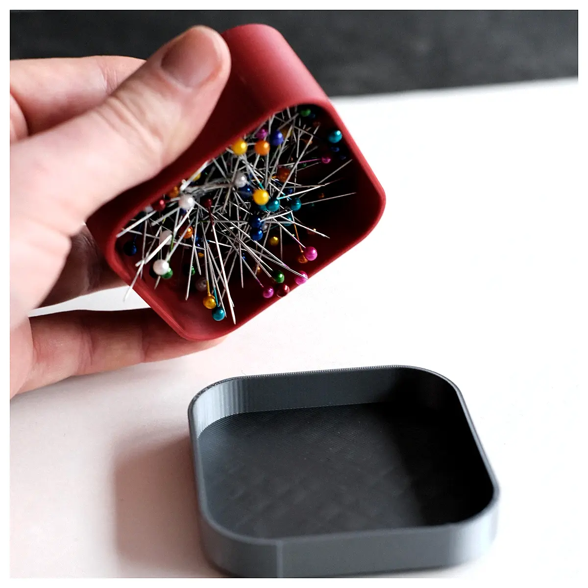 Magnetic Anti Spill Pen Box Pen Holder Pen Tubes Spill Prevention Pen Case Stationery Organizer Office Supplies