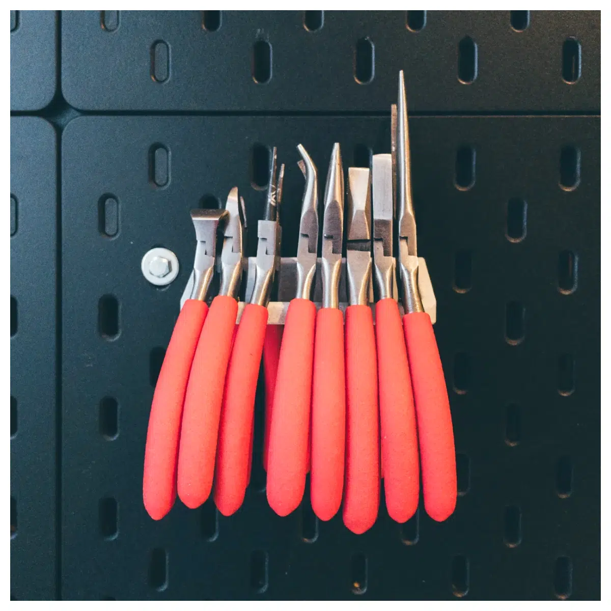 Small Pliers Rack Gripping Tool Holder Repair Station Pliers Storage Tool Accessories Pliers Support