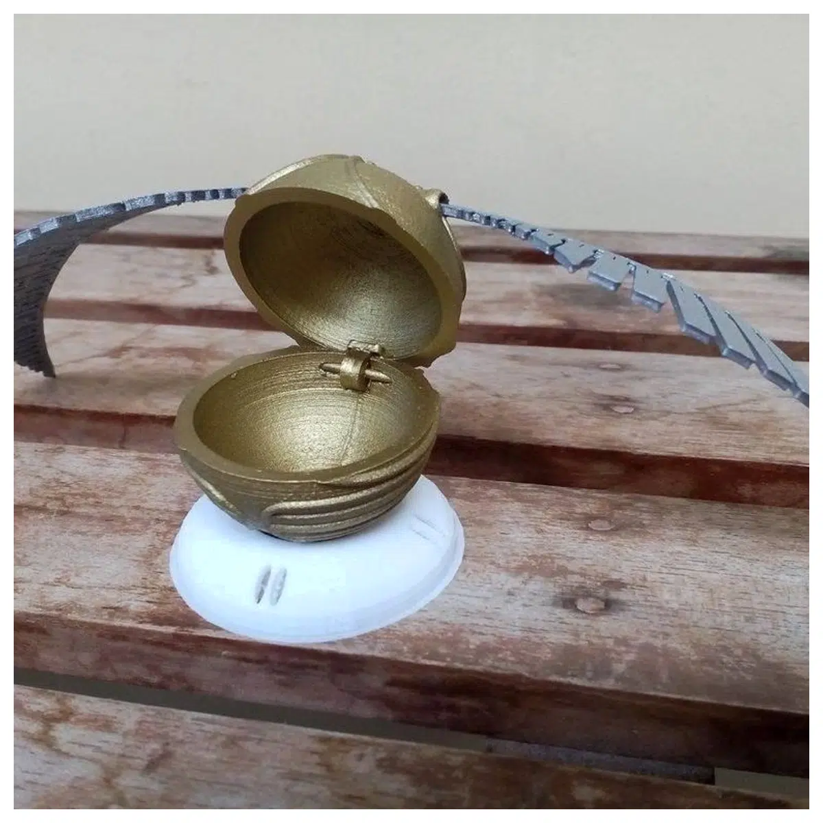 Golden Thief Ring Box Adapted from Single Disc Display Case Jewelry Box Gift Box Collection Box Treasure Box Showcase
