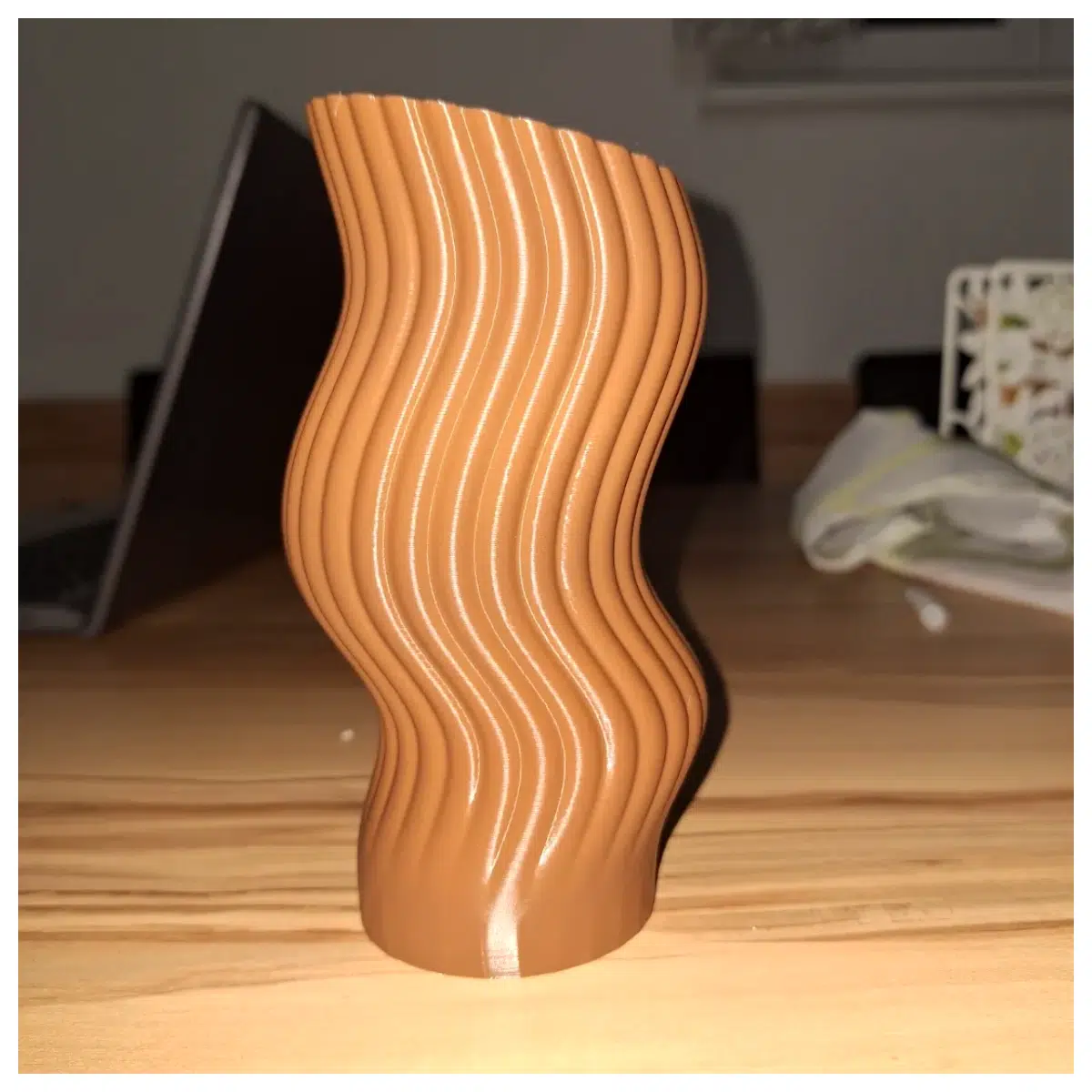 Modern Vase Decorative Vase Home Decor Art Object Creative Vase Simple Design Interior Decoration